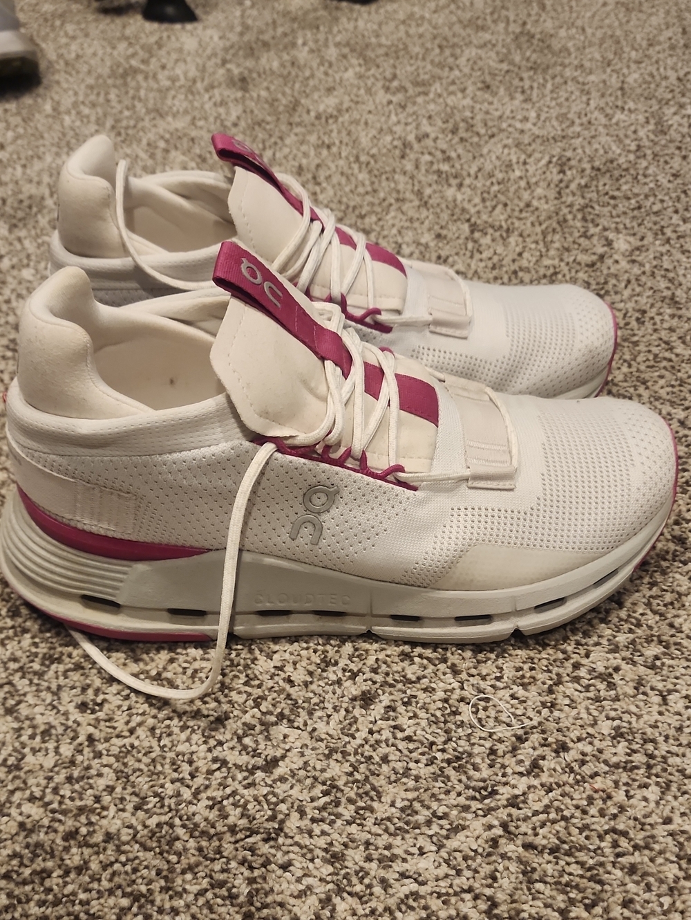 On CLOUD Running White and Pink Women's Athletic Running Shoes